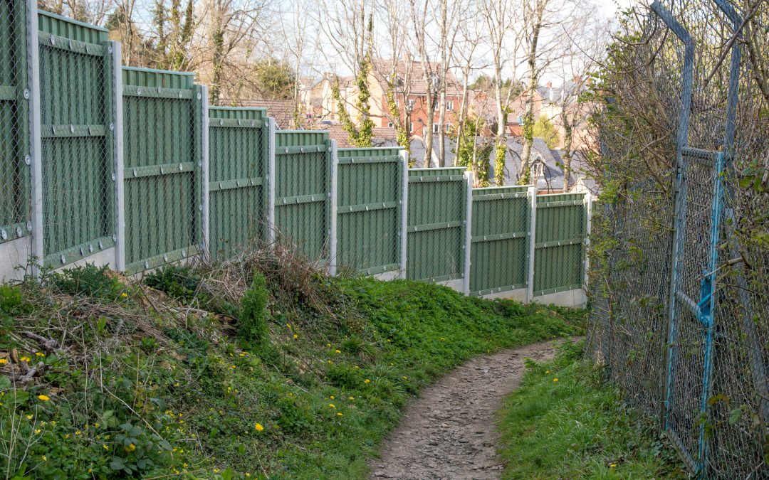 Is Composite Fencing Right For Your Garden?